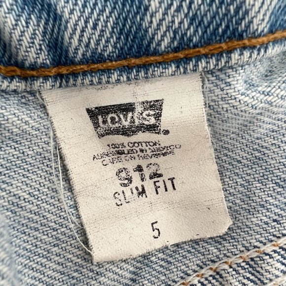 Vintage Levi's Size 5 Orange Tab 912 High Rise Shorts Light Wash Distressed - Picture 10 of 11